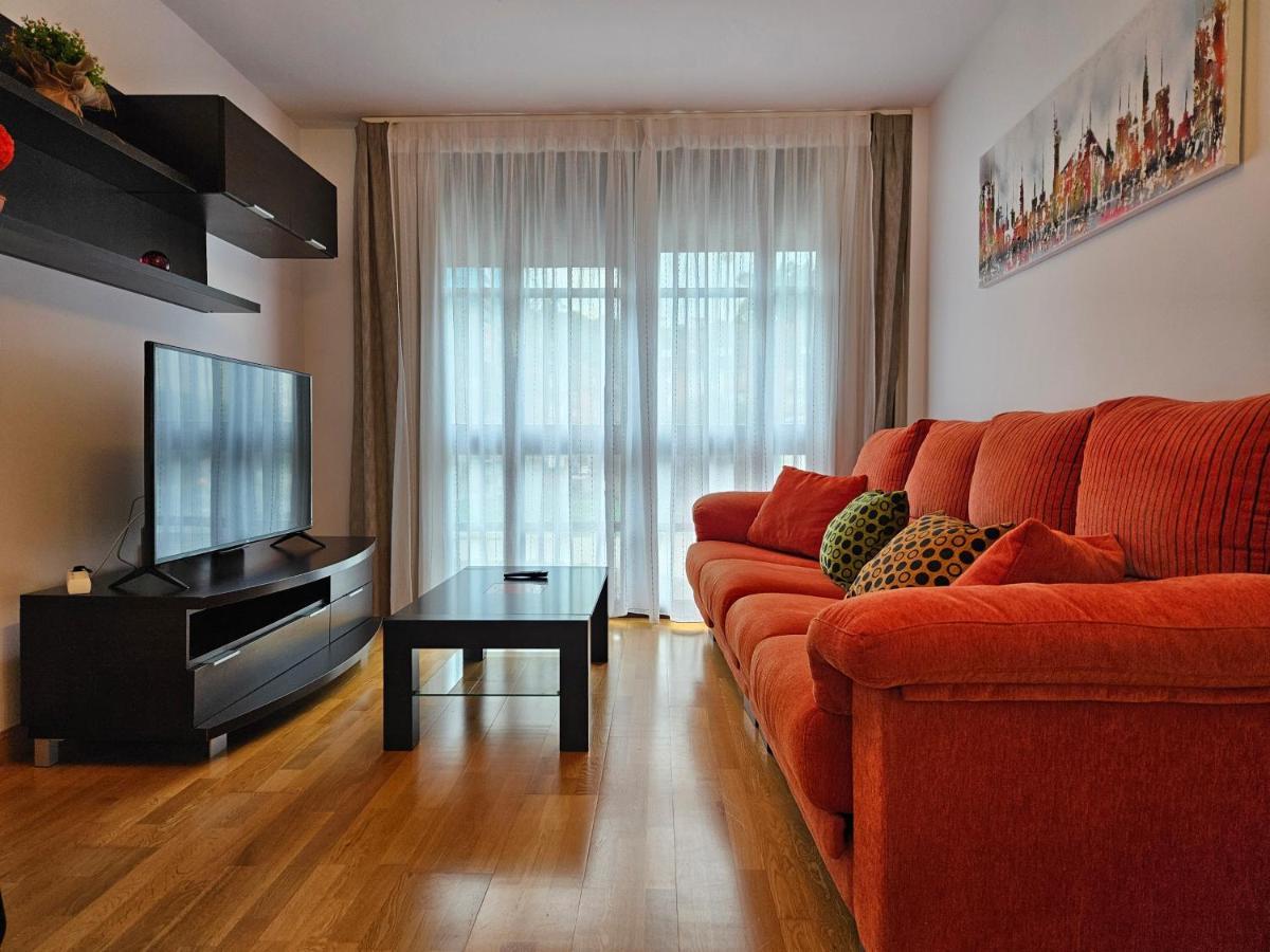 ריבאדסלה 13B01 Apartamento Con Terraza Y Garaje מראה חיצוני תמונה