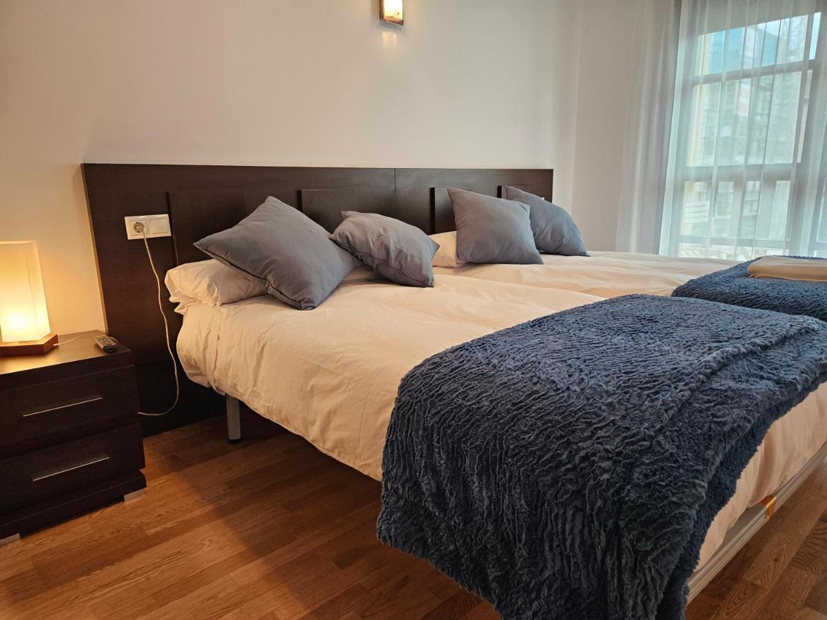 ריבאדסלה 13B01 Apartamento Con Terraza Y Garaje מראה חיצוני תמונה